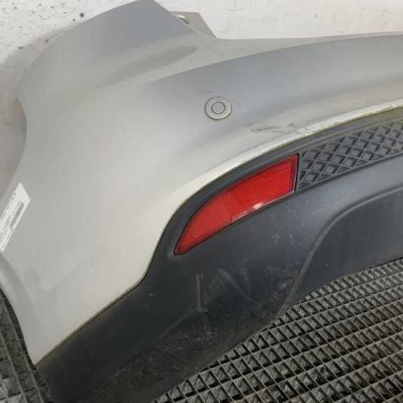 Pare choc arriere FORD FOCUS 3 Photo n°2