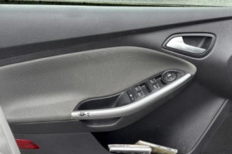 Pare choc arriere FORD FOCUS 3