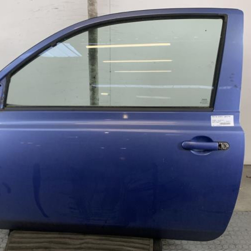 Porte avant gauche NISSAN MICRA 3 Photo n°1
