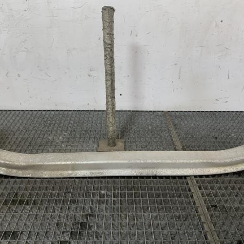 Renfort pare choc avant (traverse) RENAULT CLIO 3 Photo n°8