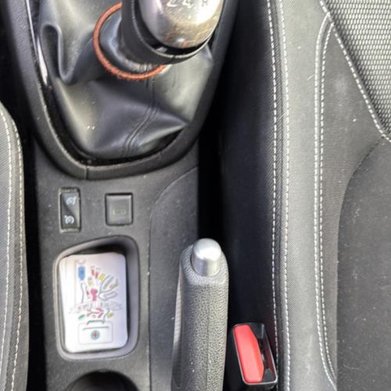 Bras essuie glace arriere RENAULT CLIO 4 Photo n°20