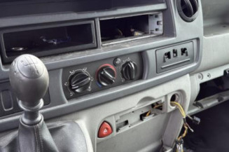 Vitre avant gauche RENAULT MASTER 2