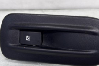 Interrupteur de leve vitre avant droit RENAULT MASTER 2 Photo n°1