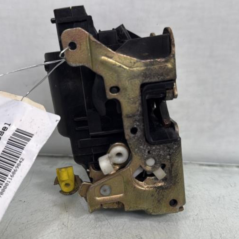 Serrure avant gauche RENAULT MASTER 2 Photo n°4