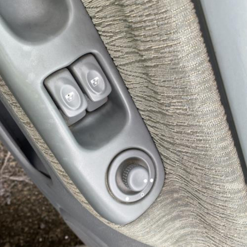 Avertisseur/Klaxon RENAULT TWINGO 1 Photo n°13