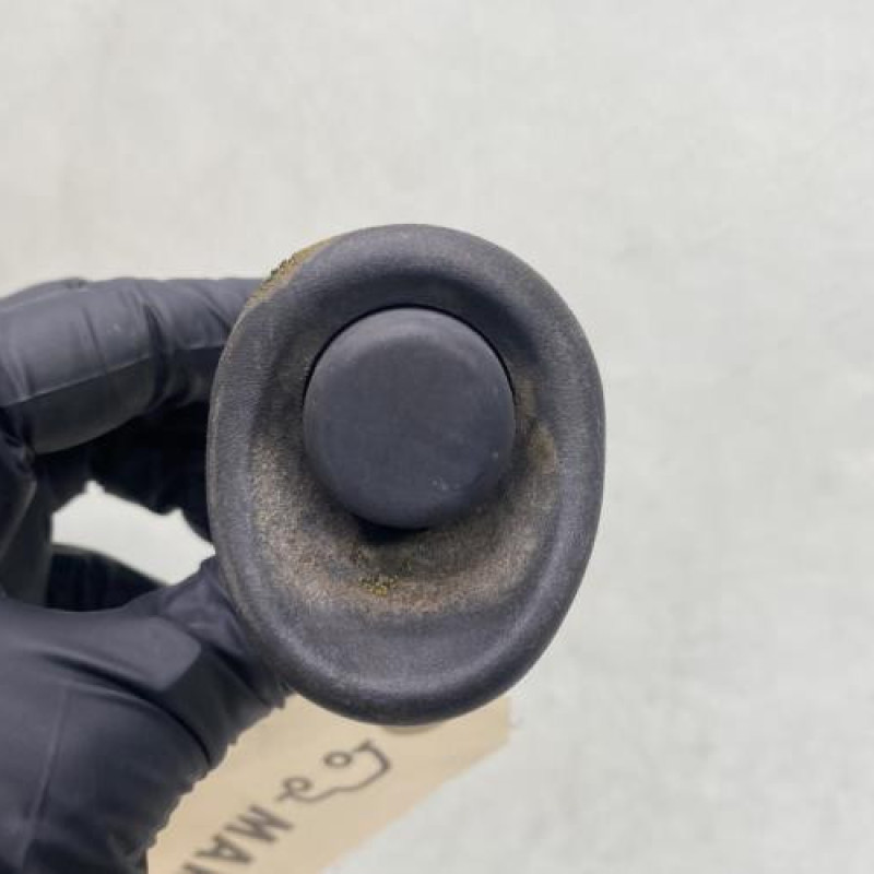 Bouton de coffre RENAULT TWINGO 1 Photo n°1