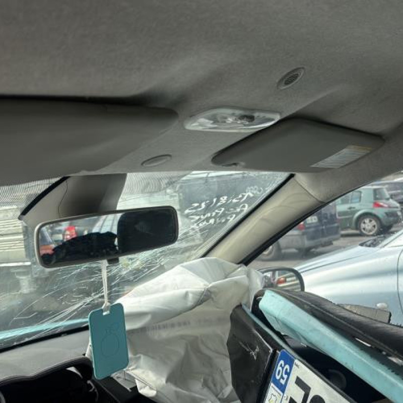 Pare choc arriere RENAULT TWINGO 2 Photo n°18