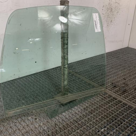 Vitre arriere droit CITROEN C3 1