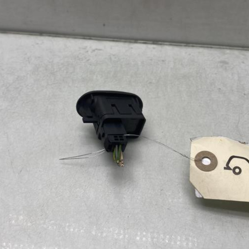 Interrupteur de leve vitre avant droit PEUGEOT 1007 Photo n°3