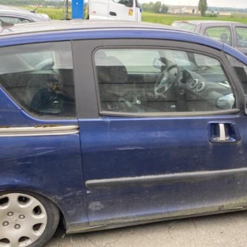 Interrupteur de leve vitre avant droit PEUGEOT 1007 Photo n°8