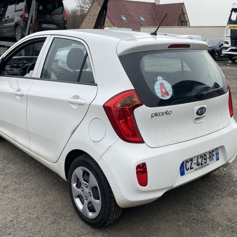 KIA PICANTO 2 PHASE 1 1.0i - 12V Photo n°4