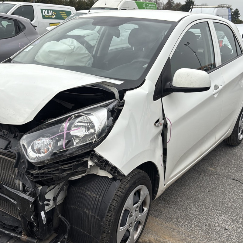 KIA PICANTO 2 PHASE 1 1.0i - 12V Photo n°12