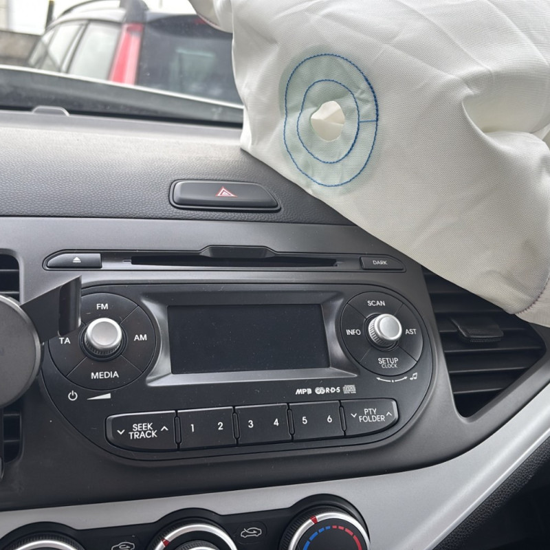 KIA PICANTO 2 PHASE 1 1.0i - 12V Photo n°29