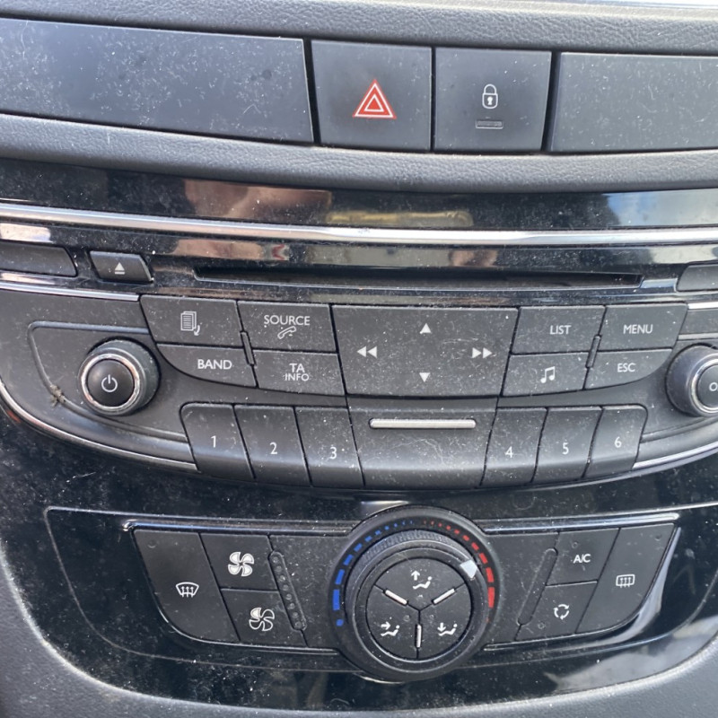 PEUGEOT 508 1 PHASE 1 1.6 HDI - 8V TURBO Photo n°9