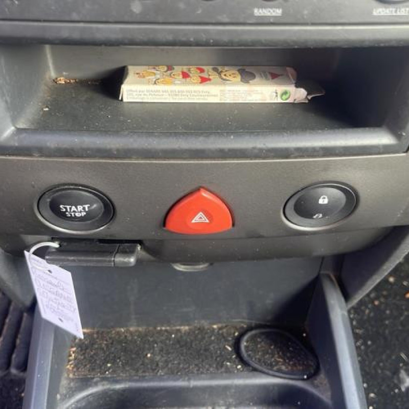 Interrupteur de leve vitre arriere droit RENAULT MEGANE 2 Photo n°11