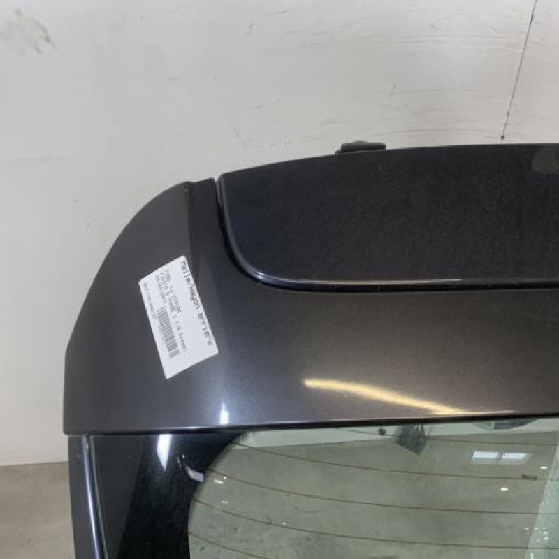 Malle/Hayon arriere FORD FIESTA 6 Photo n°2