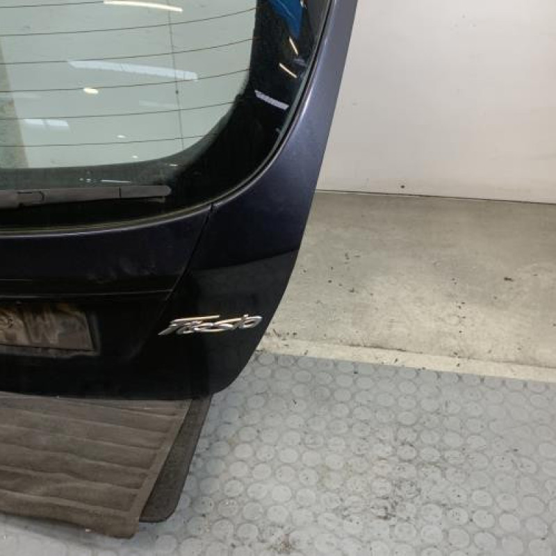 Malle/Hayon arriere FORD FIESTA 6 Photo n°4