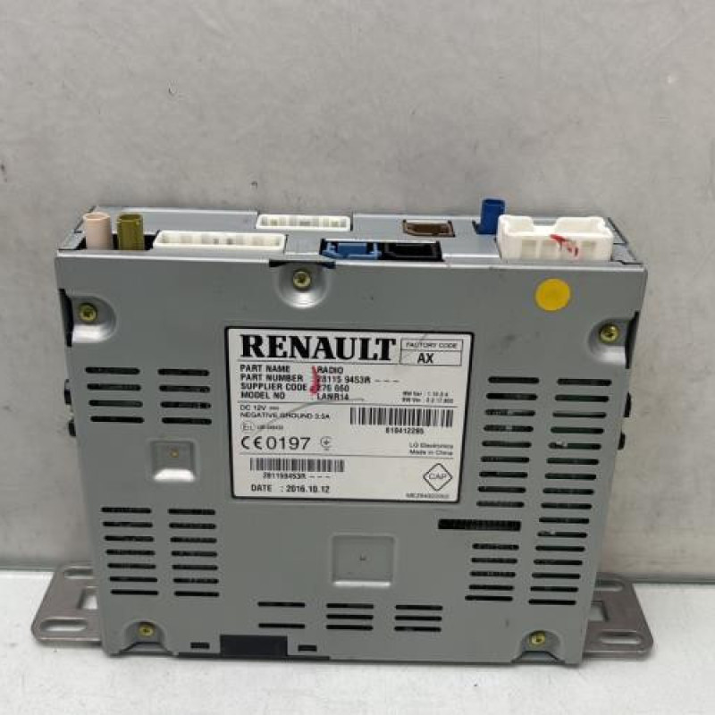 Autoradio d'origine RENAULT MEGANE 4 Photo n°4