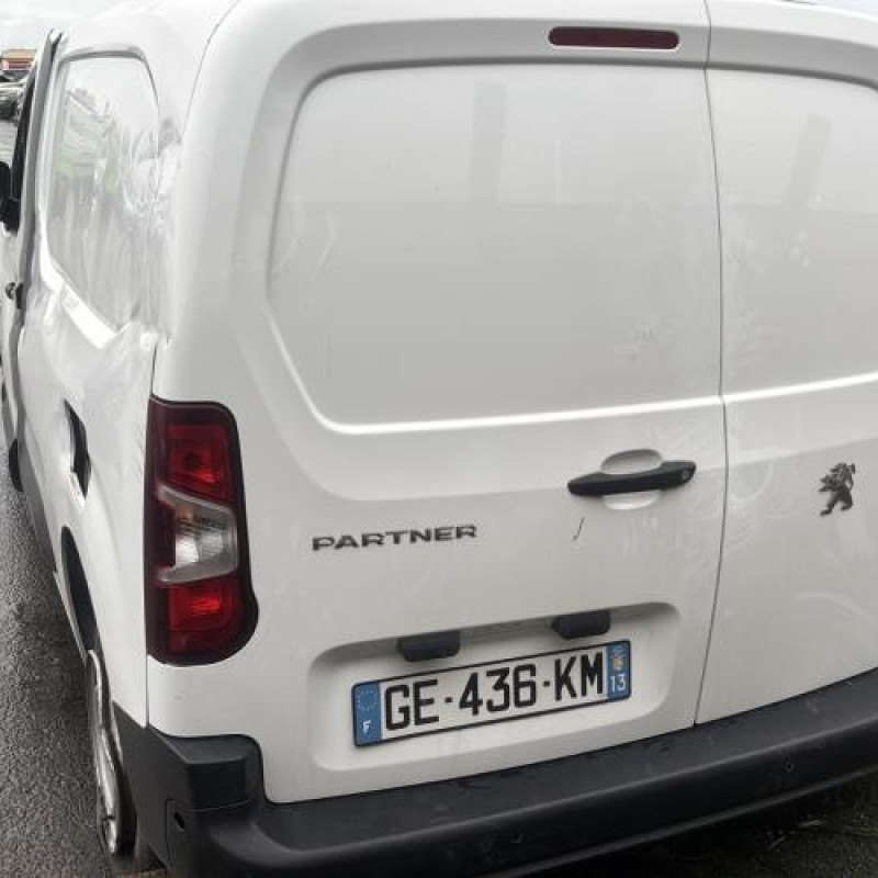 Antenne PEUGEOT PARTNER 3 Photo n°11