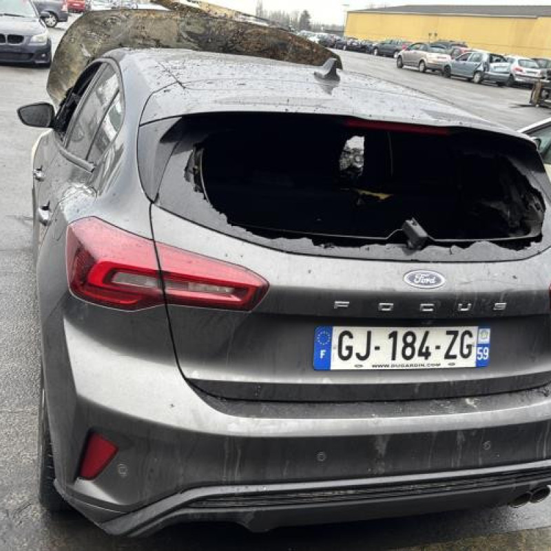 Arret de porte arriere droit FORD FOCUS 4 Photo n°8