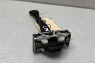 Arret de porte avant droit FORD FOCUS 4