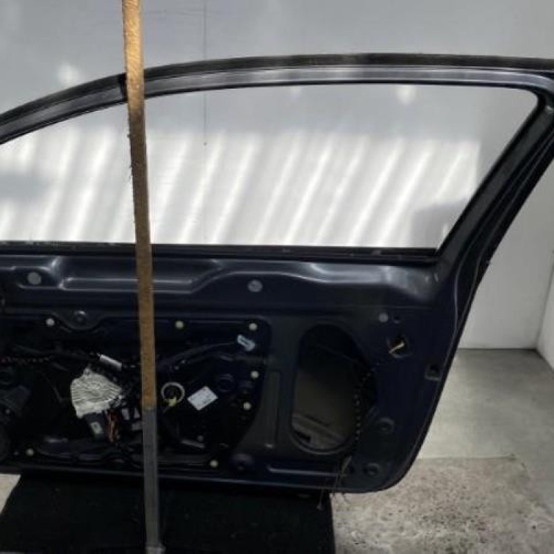 Porte avant droit VOLKSWAGEN GOLF 6 Photo n°6