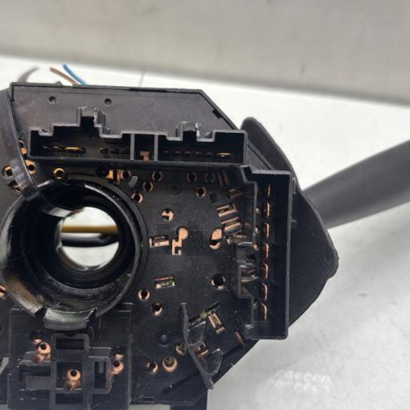 Com (Bloc Contacteur Tournant+Commodo Essuie Glace+Commodo Phare) FIAT SEICENTO Photo n°5