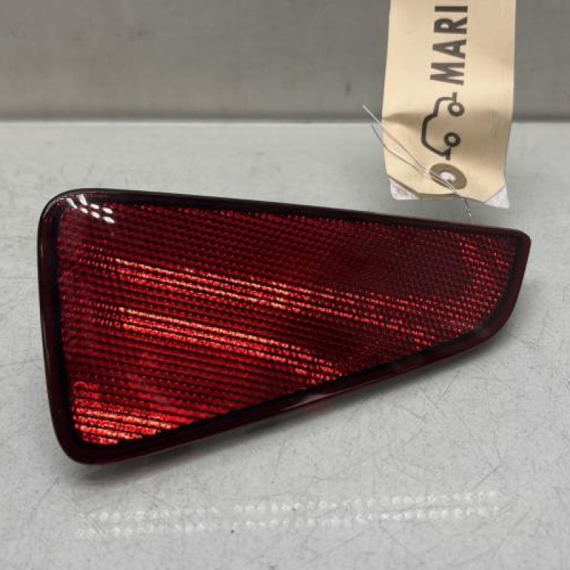 Catadioptre arriere droit FORD FOCUS 4 Photo n°1