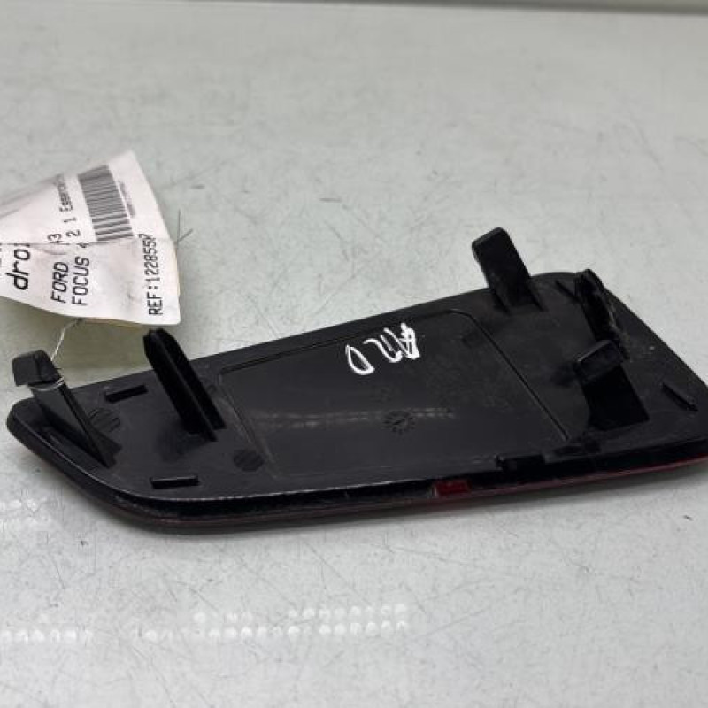 Catadioptre arriere droit FORD FOCUS 4 Photo n°3