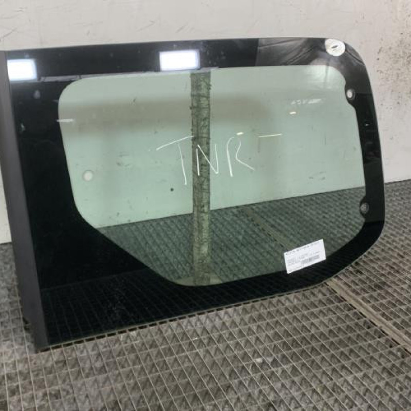 Vitre arriere droit PEUGEOT PARTNER 2 Photo n°2