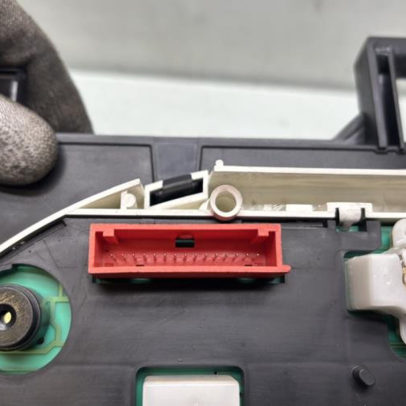 Compteur RENAULT VEL SATIS Photo n°4