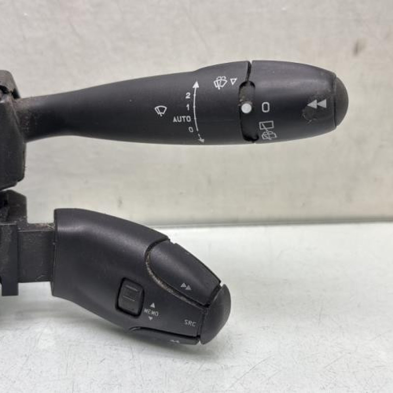 Com (Bloc Contacteur Tournant+Commodo Essuie Glace+Commodo Phare) PEUGEOT 307 Photo n°4