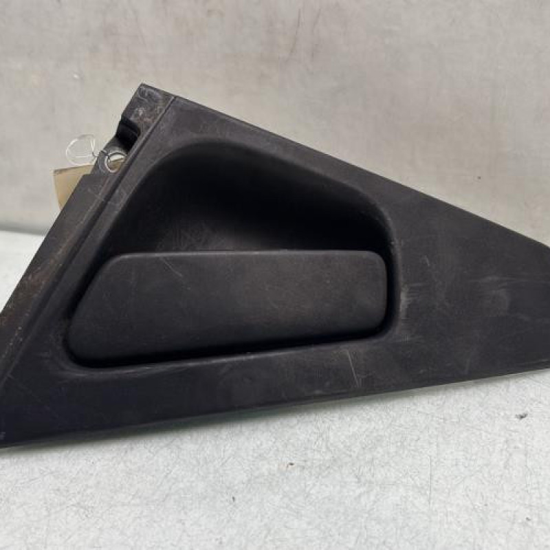 Poignee porte arriere droit RENAULT CLIO 4 Photo n°1