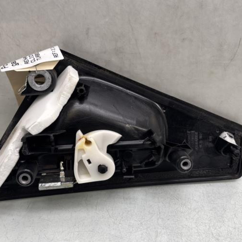 Poignee porte arriere gauche RENAULT CLIO 4 Photo n°2