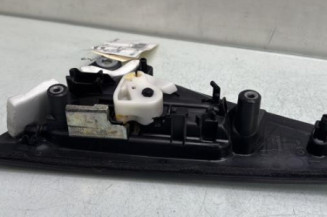 Poignee porte arriere gauche RENAULT CLIO 4