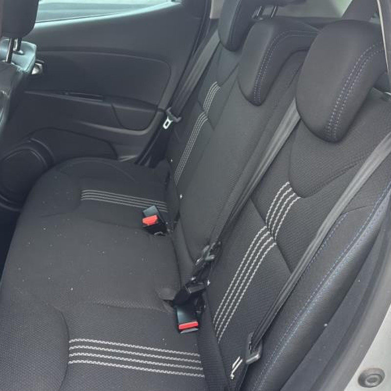 Poignee porte arriere gauche RENAULT CLIO 4 Photo n°17