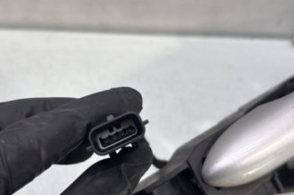 Poignee porte avant gauche RENAULT CLIO 4