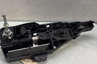 Poignee porte avant gauche RENAULT CLIO 4