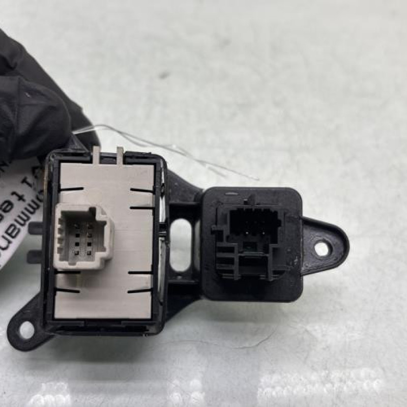 Commande regulateur vitesse RENAULT CLIO 4 Photo n°3