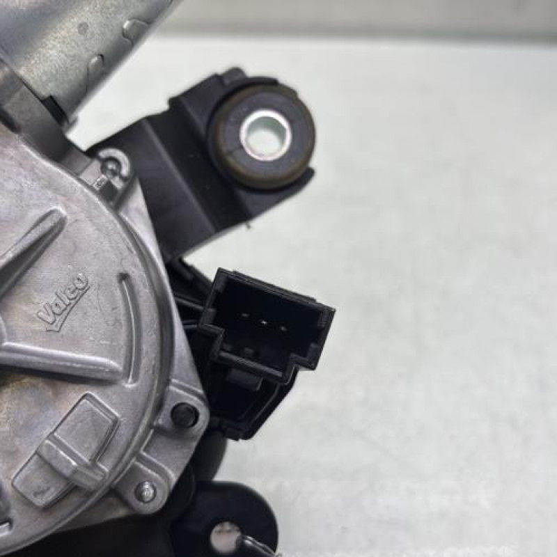 Moteur essuie glace arriere RENAULT CLIO 4 Photo n°3