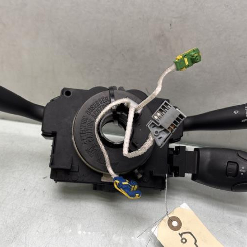 Com (Bloc Contacteur Tournant+Commodo Essuie Glace+Commodo Phare) PEUGEOT 307 Photo n°1