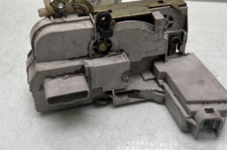 Serrure avant gauche PEUGEOT 307