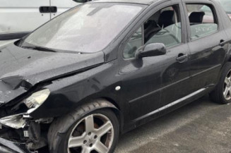 Serrure avant gauche PEUGEOT 307