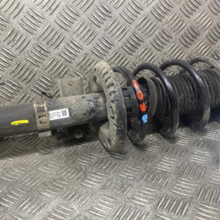 Amortisseur avant droit VOLKSWAGEN POLO 4 Photo n°1