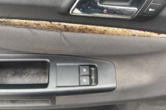 Amortisseur avant droit VOLKSWAGEN POLO 4