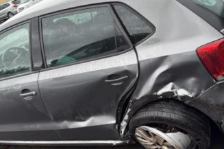 Amortisseur avant droit VOLKSWAGEN POLO 5