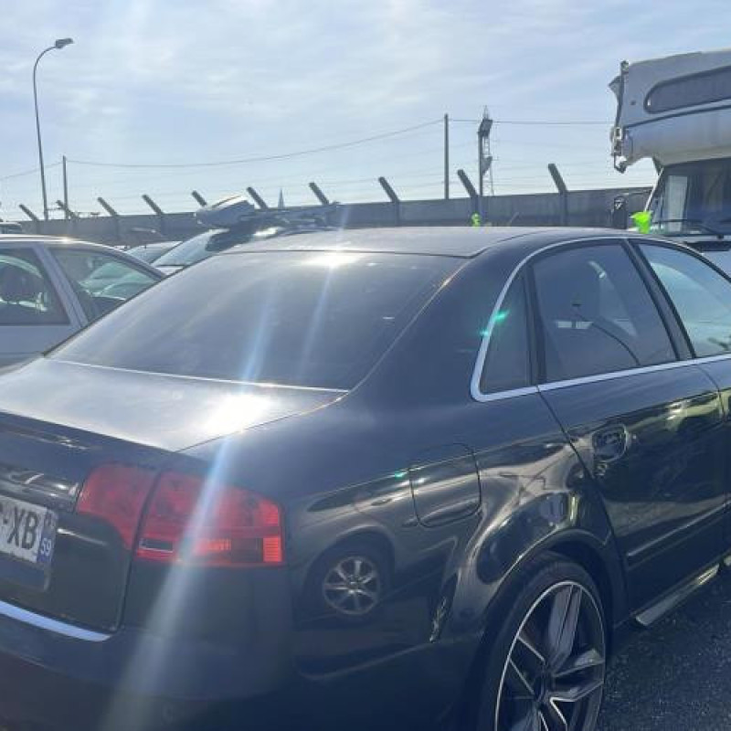 Charniere de capot AUDI A4 2 Photo n°9
