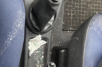 Vitre avant droit PEUGEOT PARTNER 1