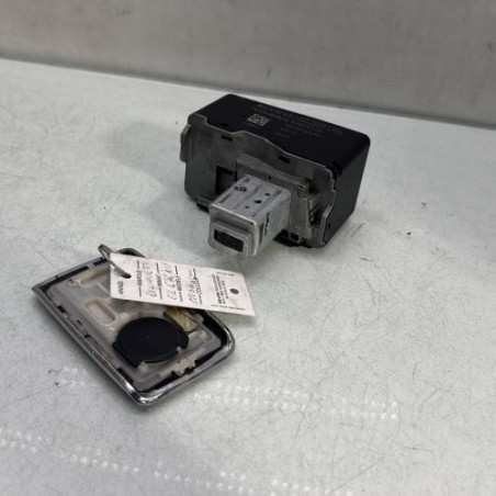 Neiman RENAULT MEGANE 4 Photo n°1