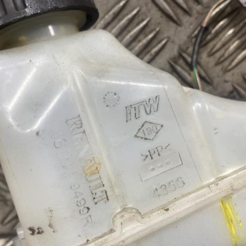 Maitre cylindre (freinage) RENAULT MEGANE 4 Photo n°2